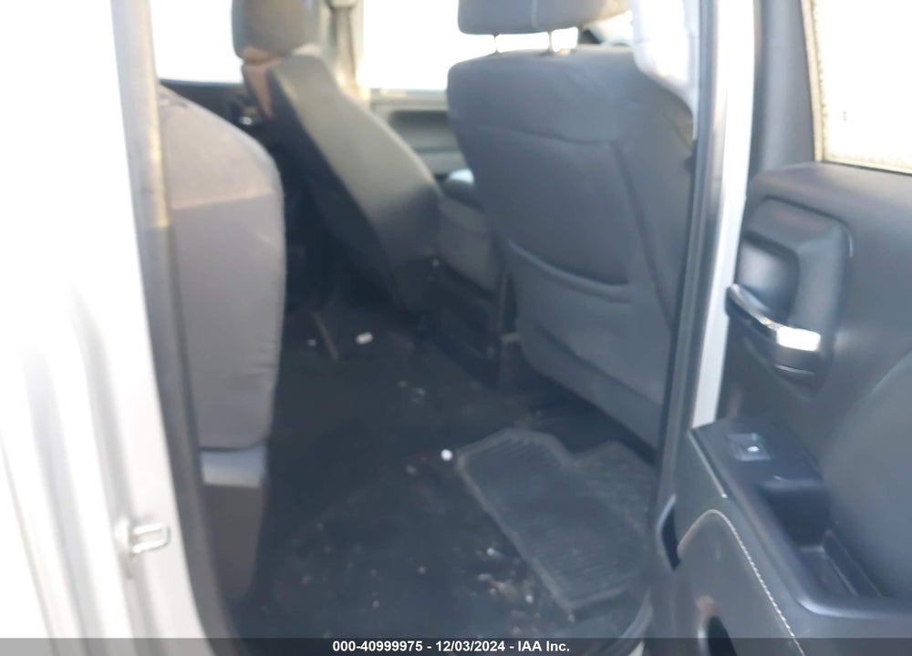 2018 CHEVROLET SILVERADO 1500 VIN: 1GCVKREC0JZ172369
