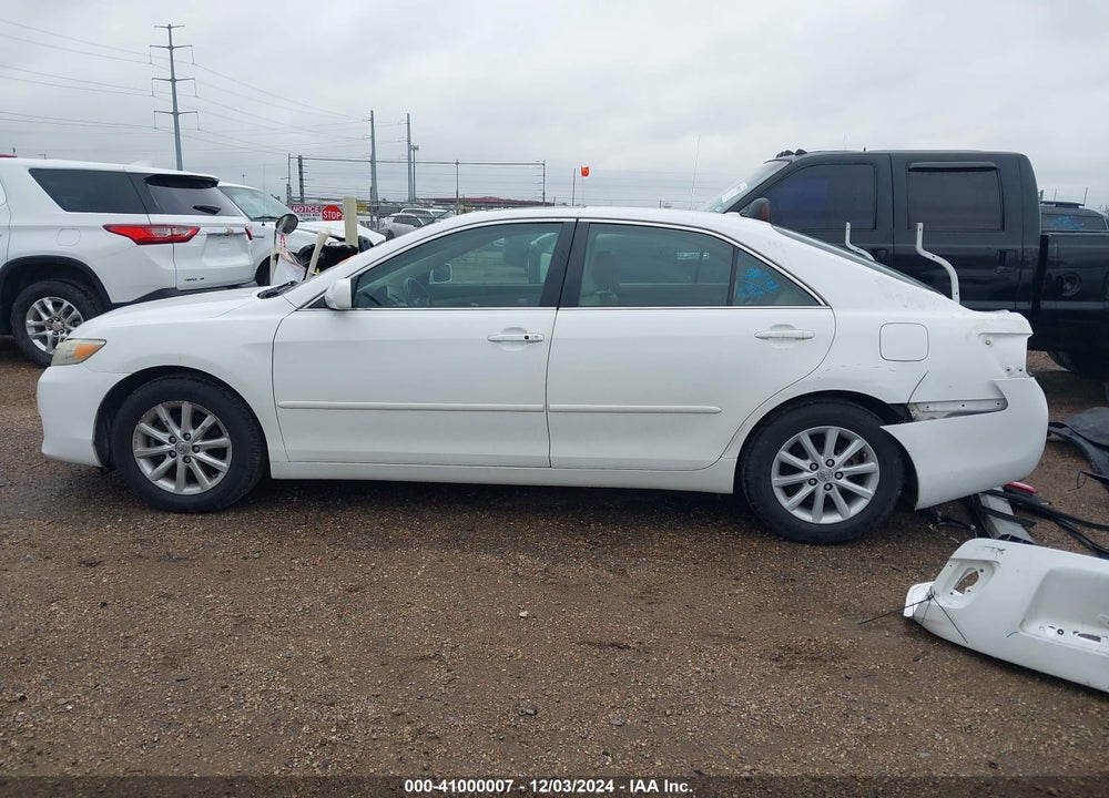 2011 TOYOTA CAMRY XLE V6 VIN: 4T1BK3EK2BU610746