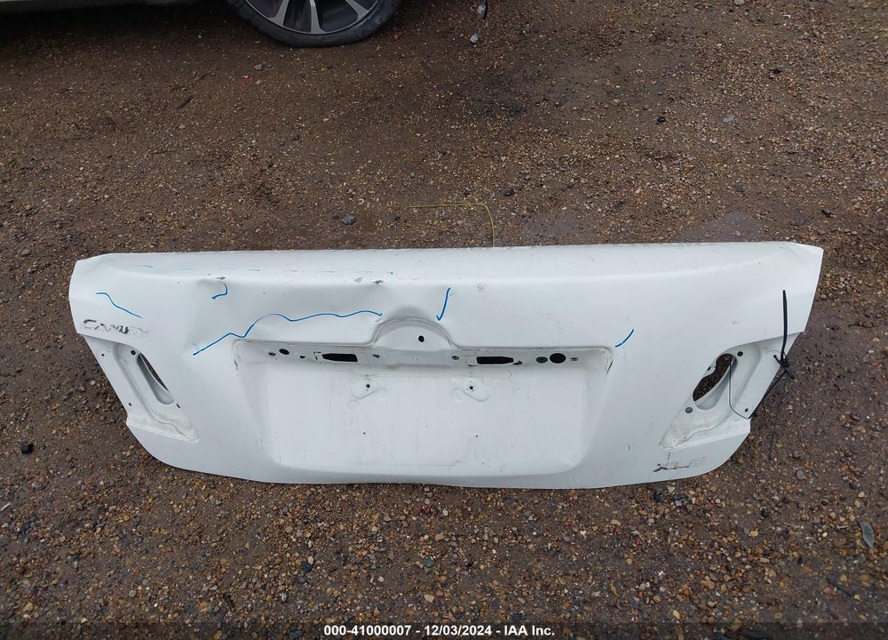 2011 TOYOTA CAMRY XLE V6 VIN: 4T1BK3EK2BU610746