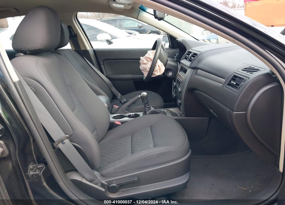 2010 FORD FUSION VIN: 3FAHP0HA4AR316889
