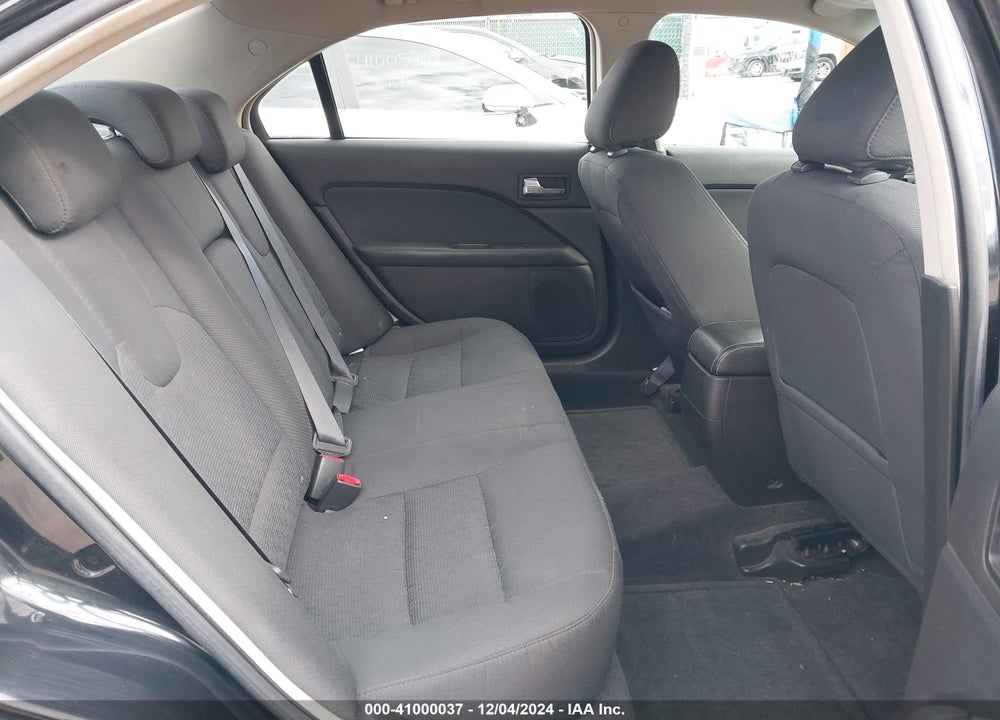 2010 FORD FUSION VIN: 3FAHP0HA4AR316889
