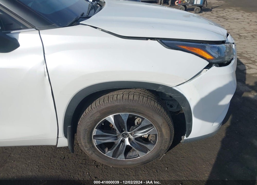 2023 TOYOTA HIGHLANDER XLE VIN: 5TDKDRAH9PS005632
