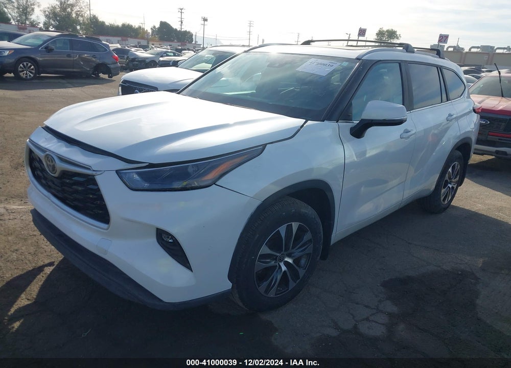 2023 TOYOTA HIGHLANDER XLE VIN: 5TDKDRAH9PS005632