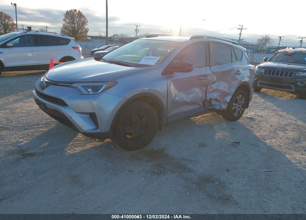 2017 TOYOTA RAV4 LE VIN: 2T3BFREV5HW572141