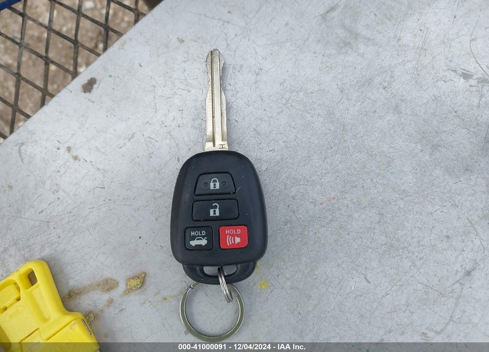 2018 TOYOTA COROLLA SE VIN: 2T1BURHE6JC071227