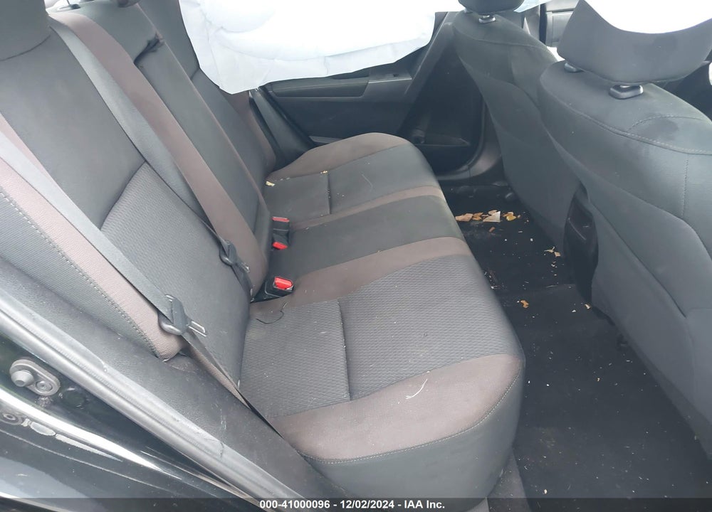 2019 TOYOTA COROLLA LE VIN: 5YFBURHE0KP935089