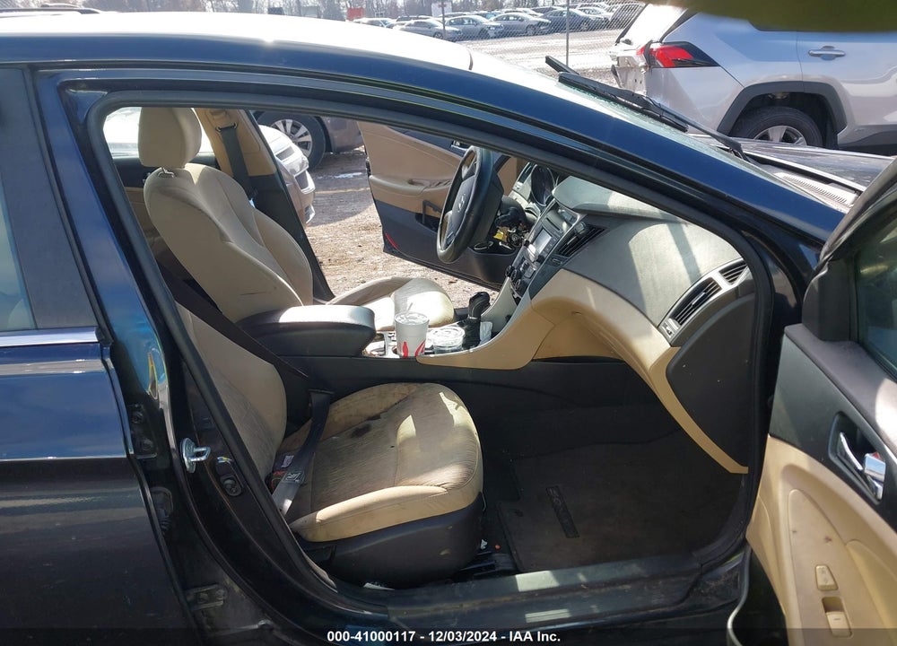 2014 HYUNDAI SONATA VIN: 5NPEB4AC0EH938493