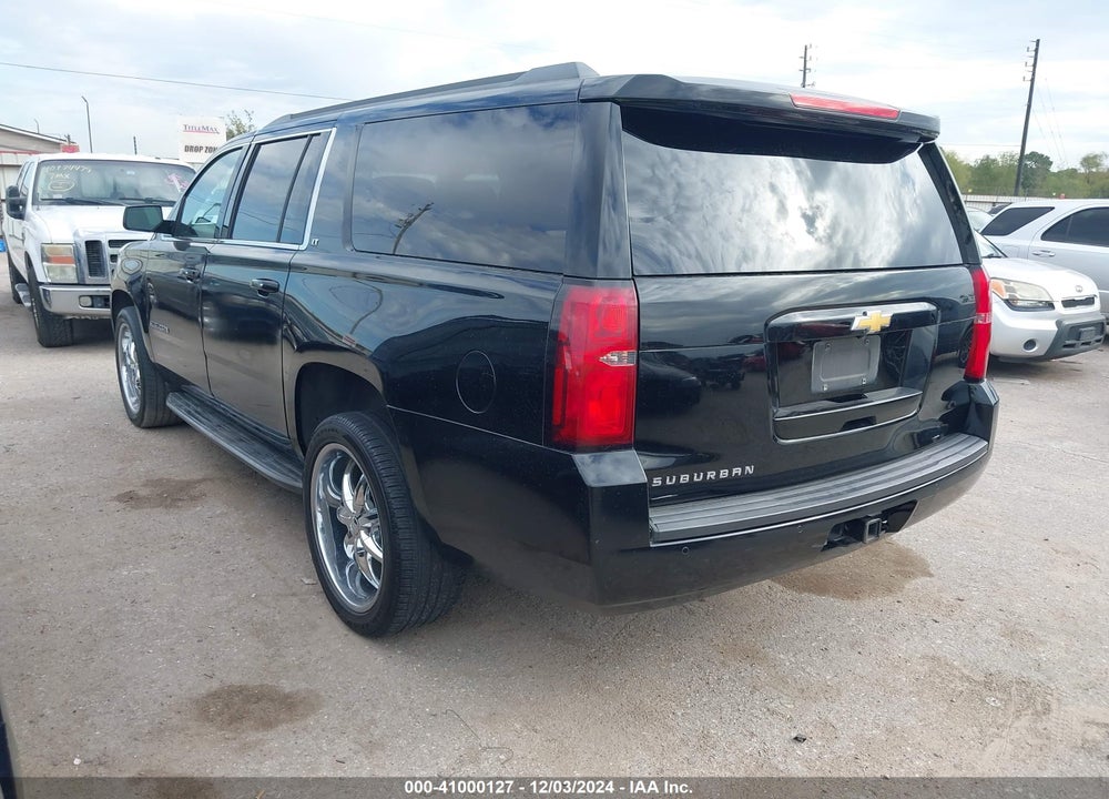 2015 CHEVROLET SUBURBAN 1500 LT VIN: 1GNSKJKC9FR159739