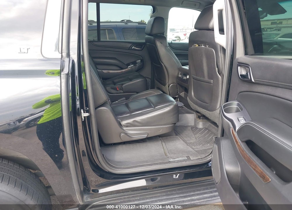 2015 CHEVROLET SUBURBAN 1500 LT VIN: 1GNSKJKC9FR159739