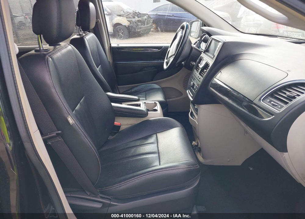 2015 CHRYSLER TOWN & COUNTRY TOURING VIN: 2C4RC1BG5FR621182
