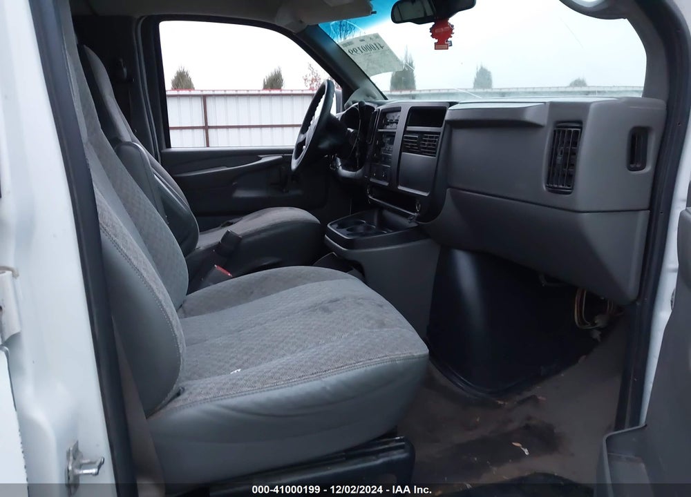 2007 CHEVROLET EXPRESS LS VIN: 1GAHG39U671211206