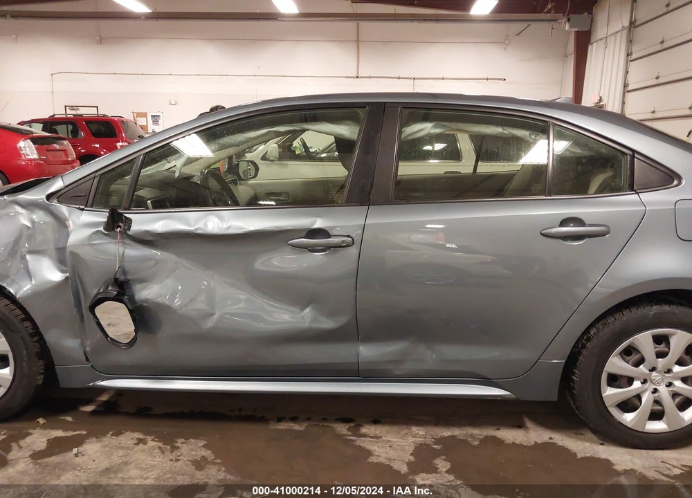 2021 TOYOTA COROLLA LE VIN: JTDEPMAE9MJ134069