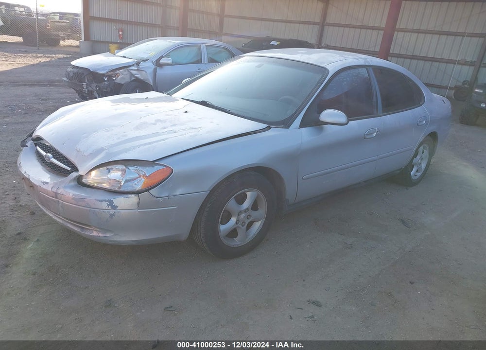 2000 FORD TAURUS SES VIN: 1FAFP55U0YG255769