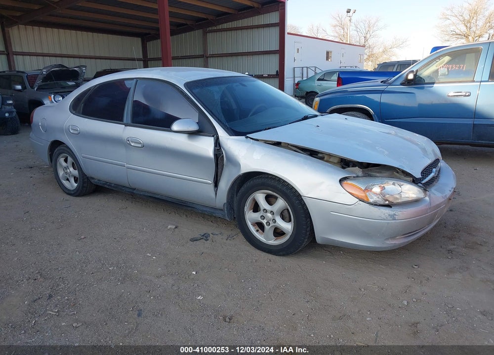 2000 FORD TAURUS SES VIN: 1FAFP55U0YG255769