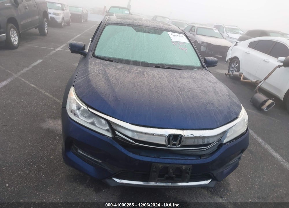 2017 HONDA ACCORD EX VIN: 1HGCR2F74HA012081