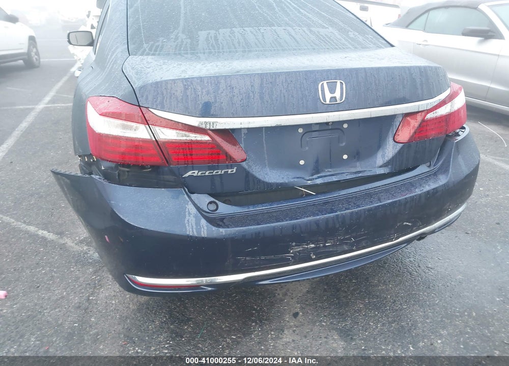 2017 HONDA ACCORD EX VIN: 1HGCR2F74HA012081