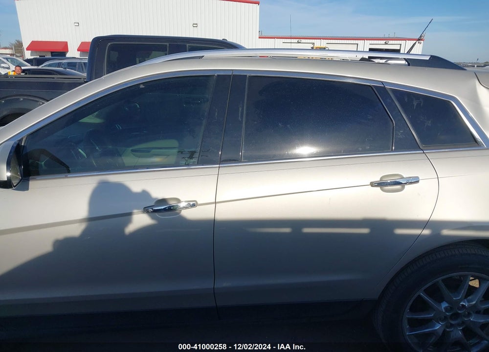 2013 CADILLAC SRX PERFORMANCE COLLECTION VIN: 3GYFNDE35DS647167