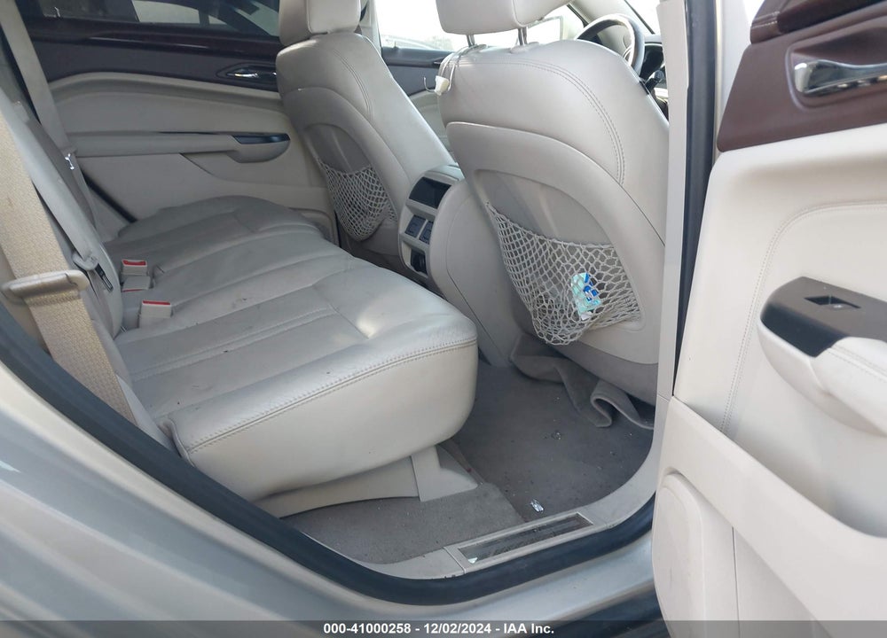 2013 CADILLAC SRX PERFORMANCE COLLECTION VIN: 3GYFNDE35DS647167
