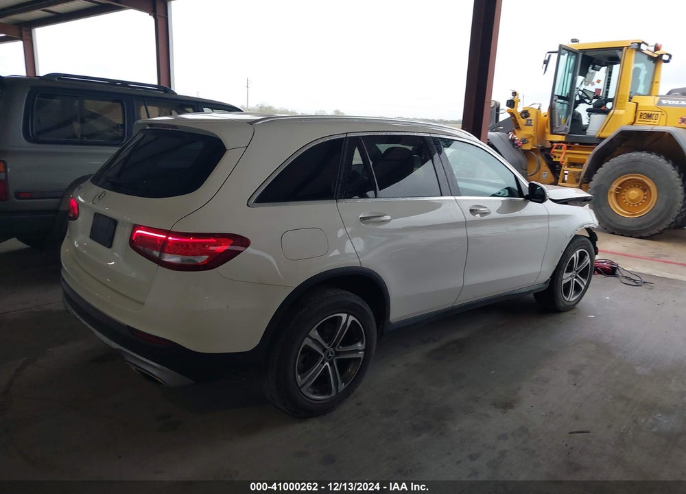 2018 MERCEDES-BENZ GLC 300 VIN: WDC0G4JB4JV064947