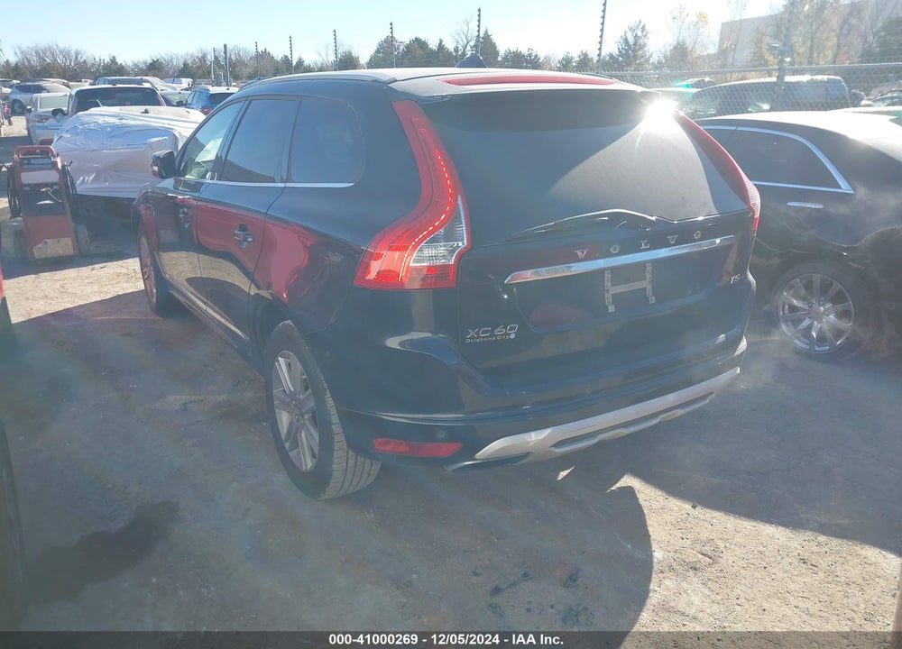 2017 VOLVO XC60 T5 DYNAMIC VIN: YV440MDR0H2060472