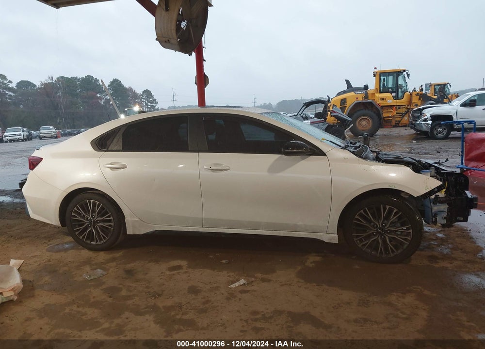 2024 KIA FORTE VIN: 3KPF54AD6RE739768