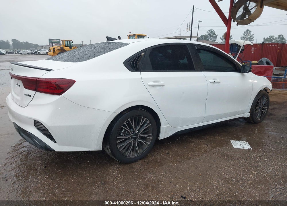 2024 KIA FORTE VIN: 3KPF54AD6RE739768