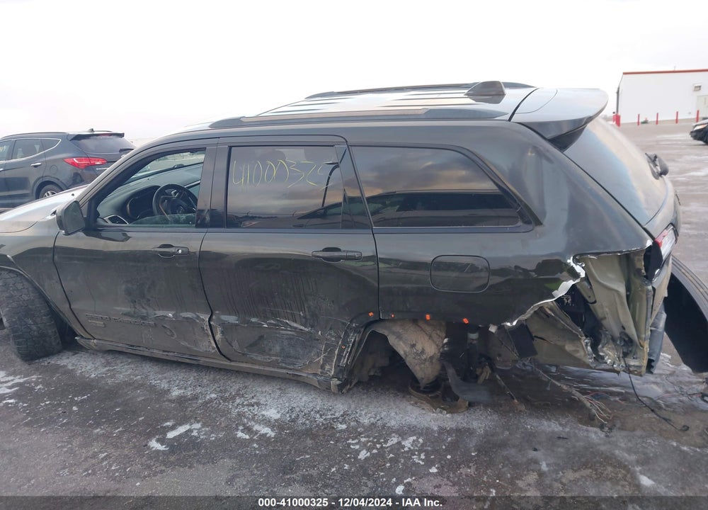 2017 JEEP GRAND CHEROKEE VIN: 1C4RJFBG8HC694643