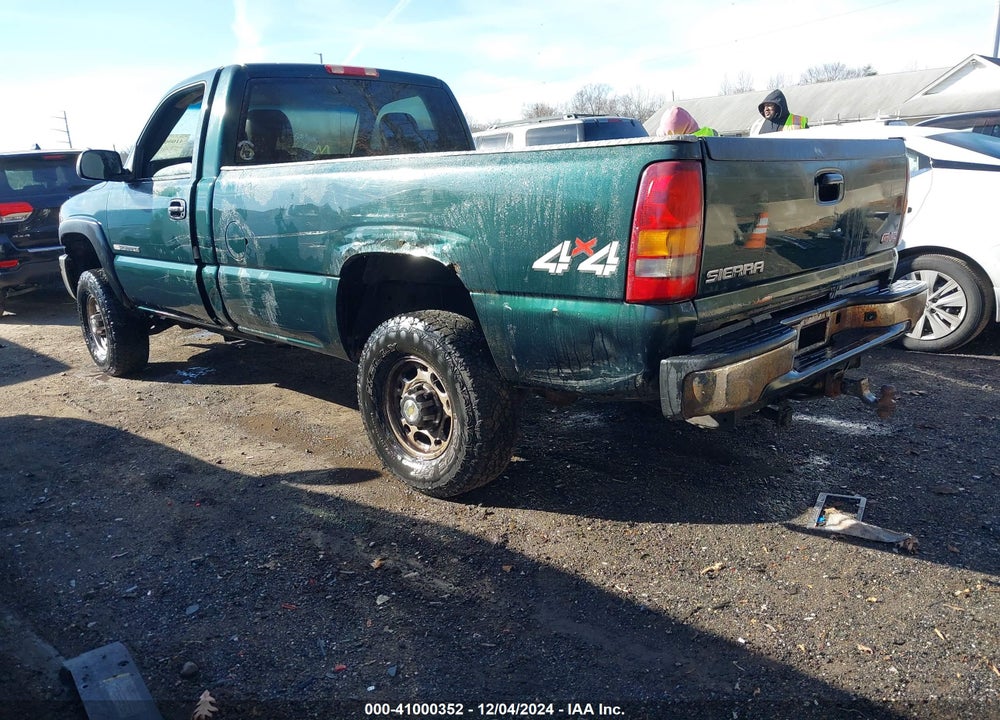 2005 GMC SIERRA 2500HD WORK TRUCK VIN: 1GTHK24UX5E330602