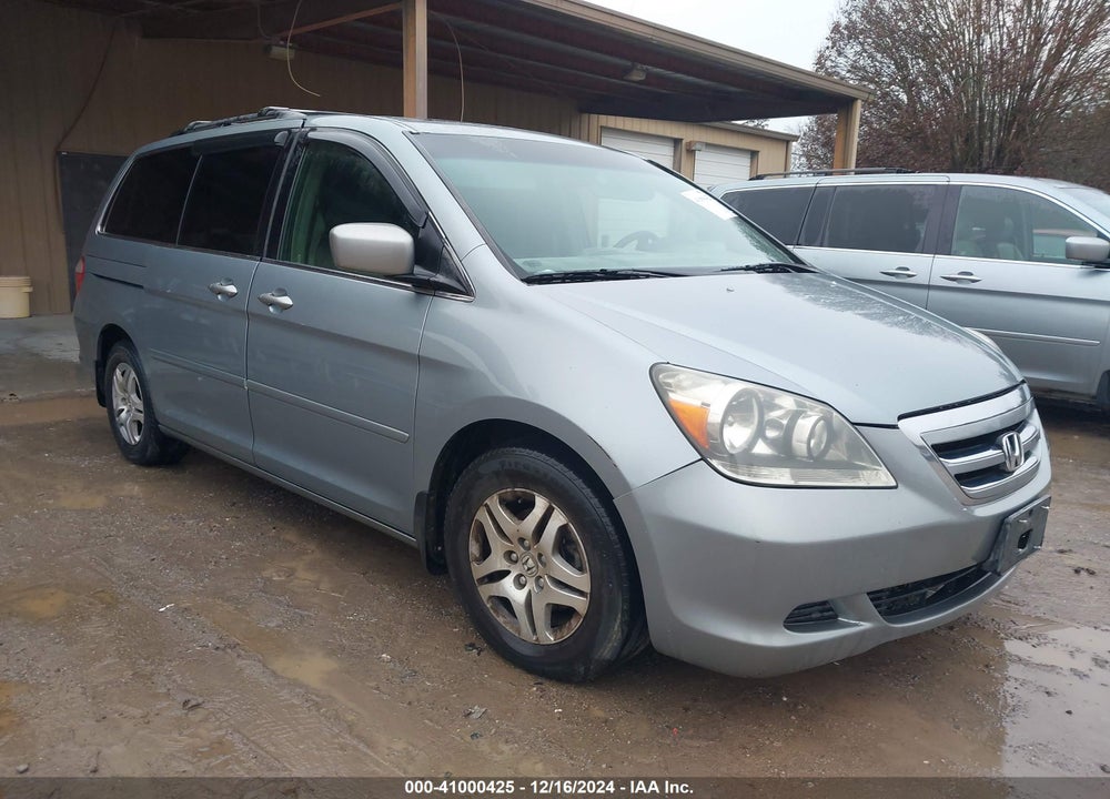 2005 HONDA ODYSSEY EX-L VIN: 5FNRL38765B065185