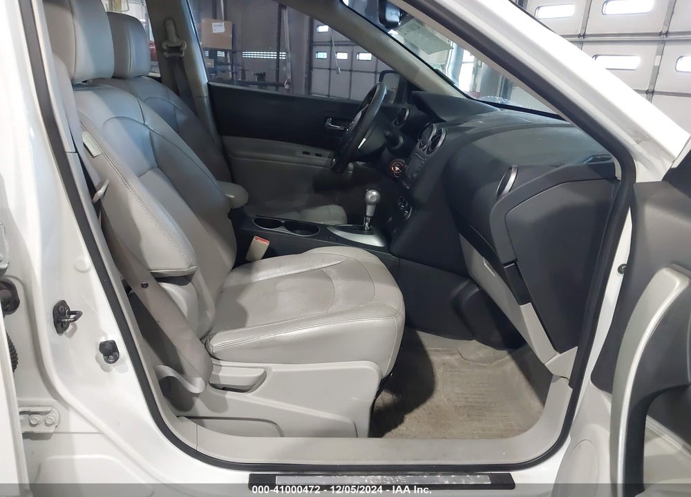 2011 NISSAN ROGUE VIN: JN8AS5MV0BW266575