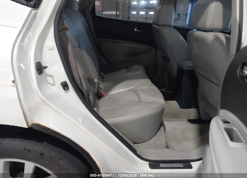 2011 NISSAN ROGUE VIN: JN8AS5MV0BW266575