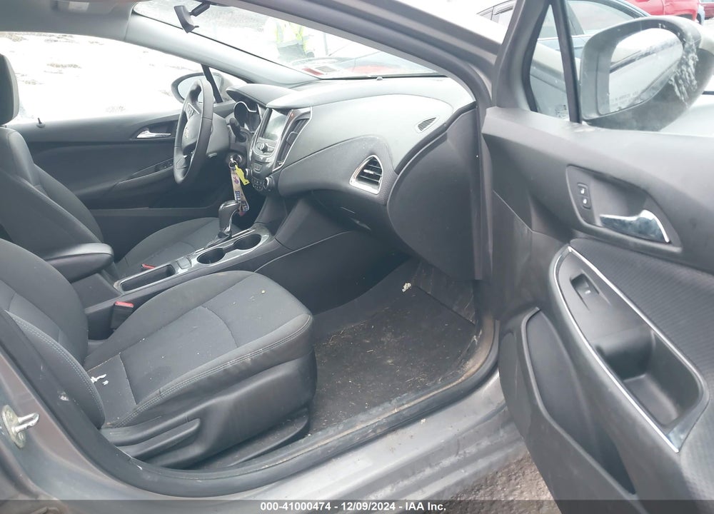2019 CHEVROLET CRUZE LT VIN: 1G1BE5SM2K7103270