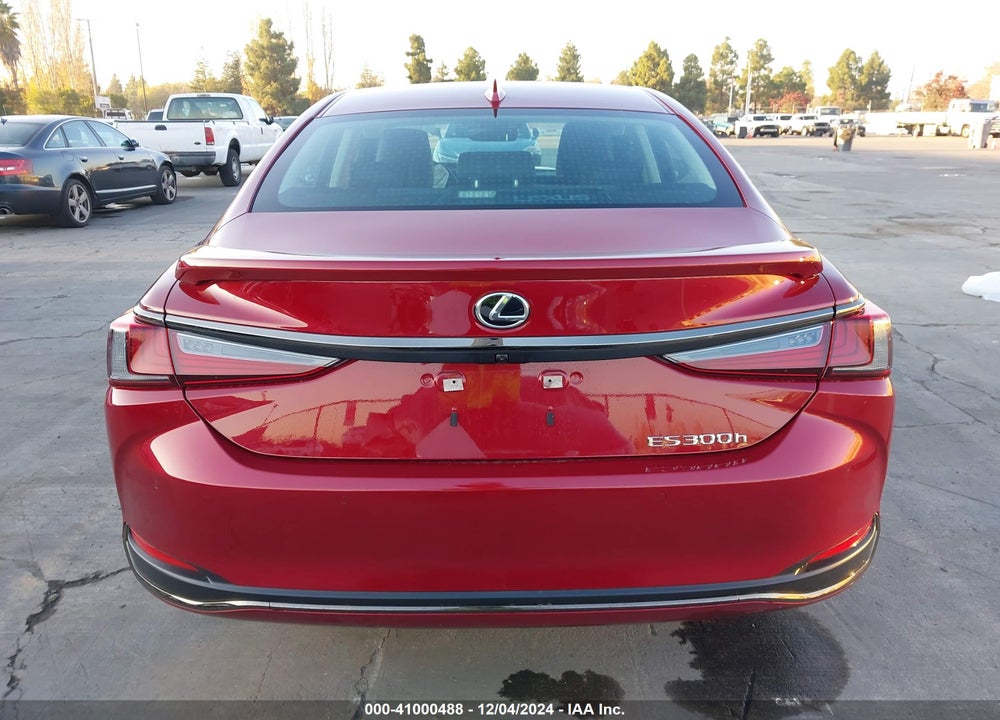 2024 LEXUS ES 300H F SPORT DESIGN VIN: 58ADA1C15RU050606