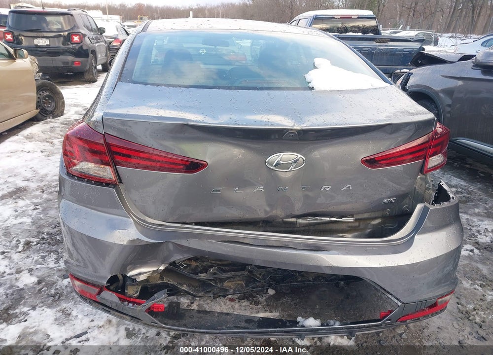 2019 HYUNDAI ELANTRA SE VIN: 5NPD74LF3KH450882