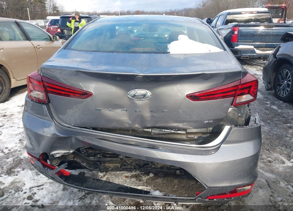 2019 HYUNDAI ELANTRA SE VIN: 5NPD74LF3KH450882
