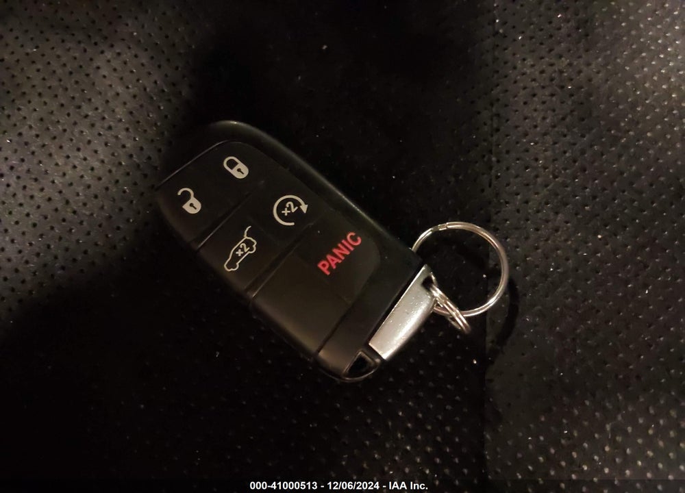 2015 JEEP GRAND CHEROKEE ALTITUDE VIN: 1C4RJFAG2FC933652