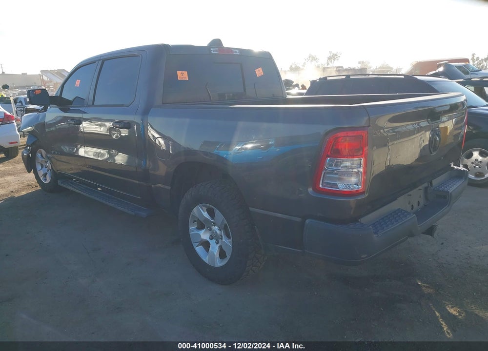 2020 RAM 1500 BIG HORN 4X2 5'7 BOX VIN: 1C6RREFG8LN124174
