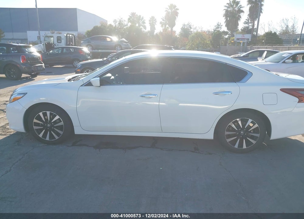 2018 NISSAN ALTIMA VIN: 1N4AL3AP5JC192742