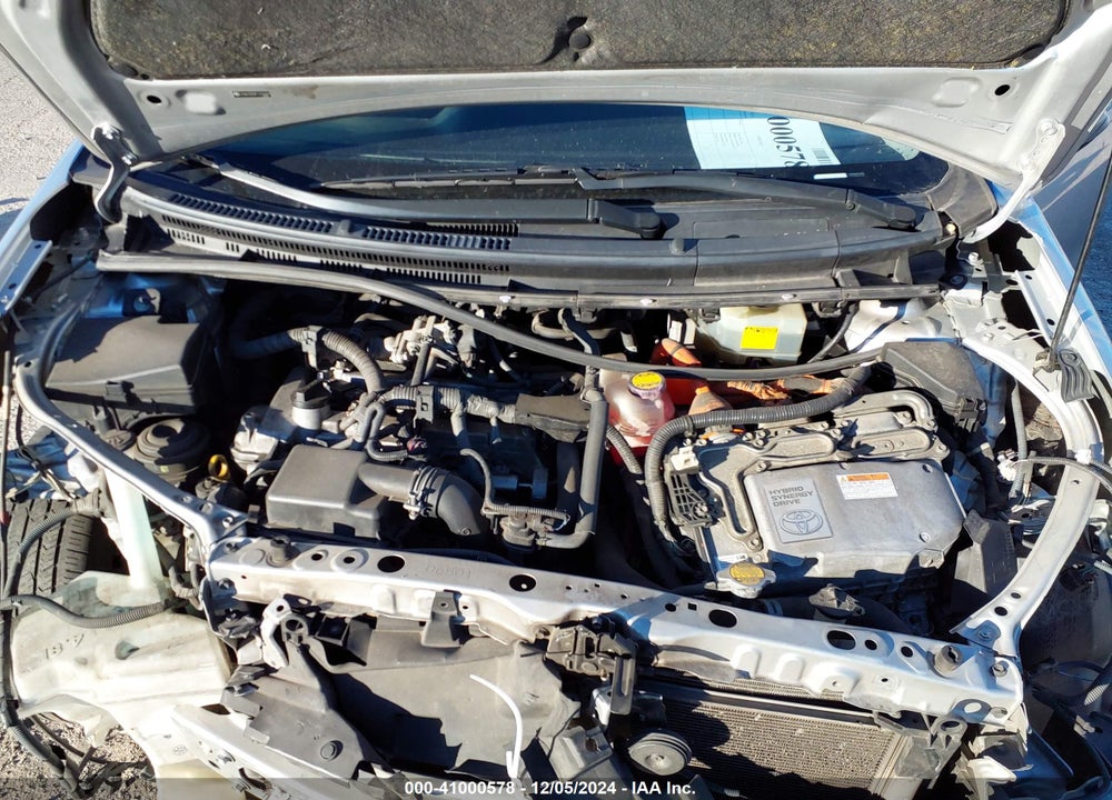 2015 TOYOTA PRIUS C TWO VIN: JTDKDTB32F1101694