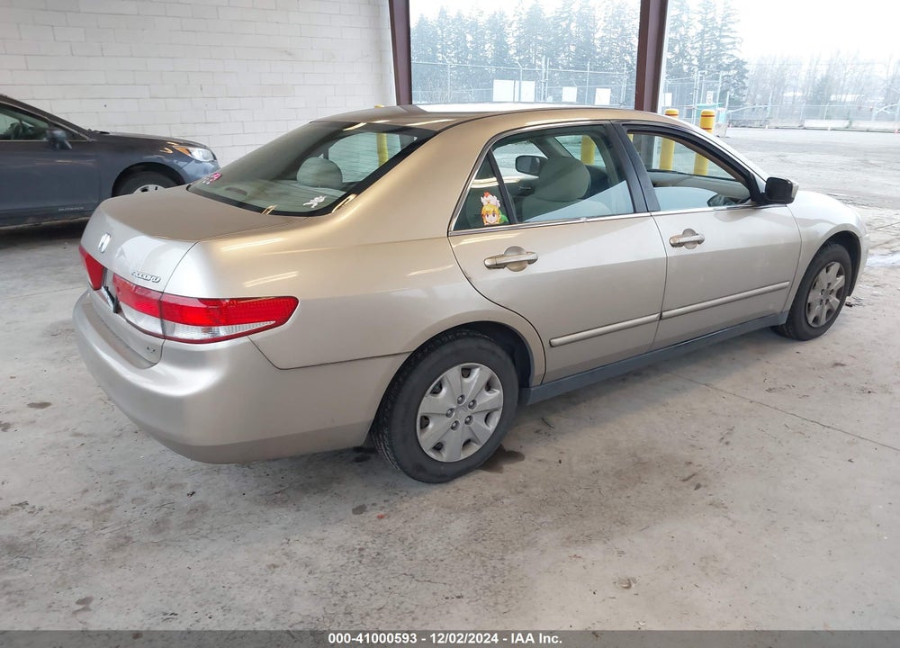 2003 HONDA ACCORD 2.4 LX VIN: 1HGCM56323A089005