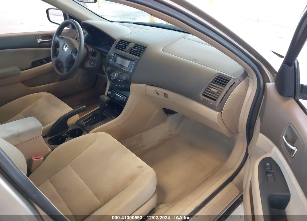 2003 HONDA ACCORD 2.4 LX VIN: 1HGCM56323A089005