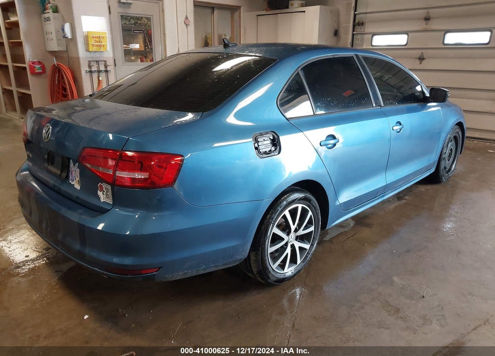 2015 VOLKSWAGEN JETTA 2.0L S VIN: 3VW1K7AJ2FM298729