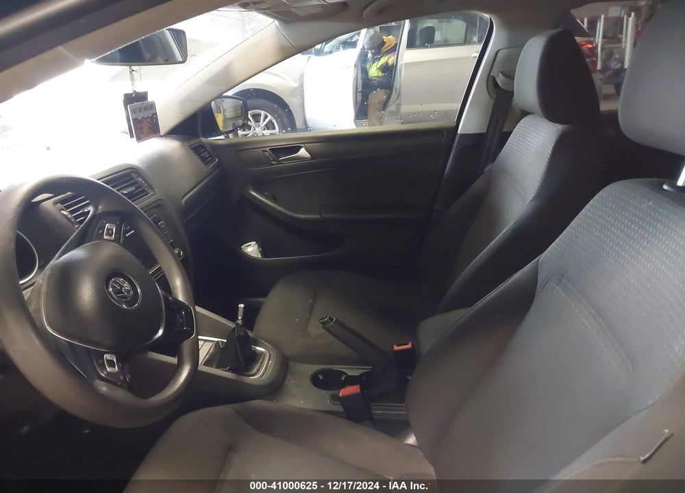 2015 VOLKSWAGEN JETTA 2.0L S VIN: 3VW1K7AJ2FM298729