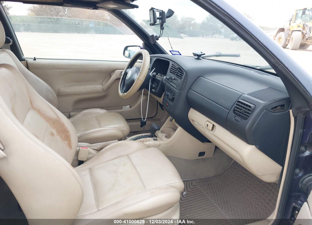 2001 VOLKSWAGEN CABRIO GLX VIN: 3VWDC21VX1M805417