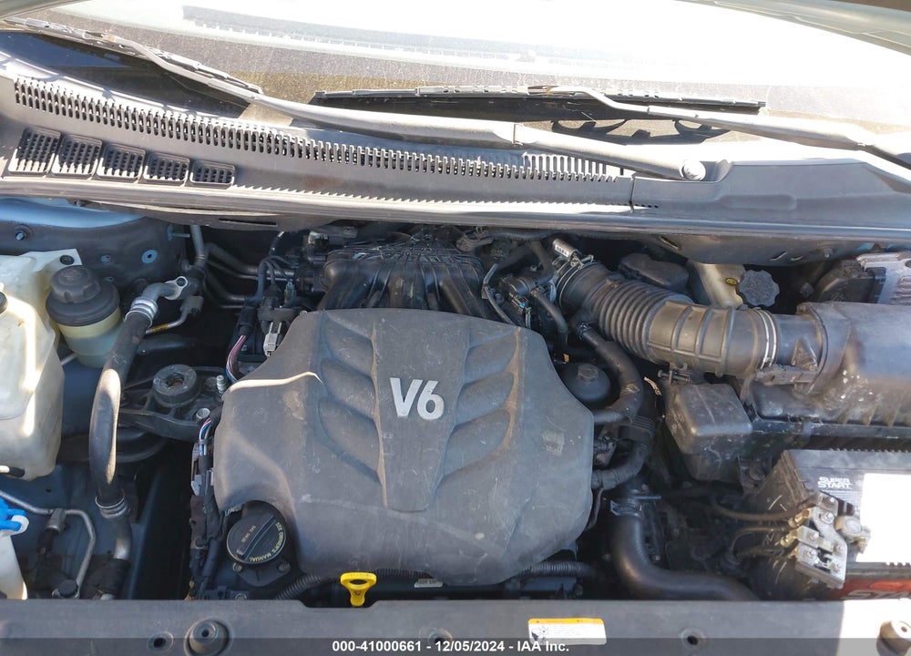 2011 KIA SEDONA LX VIN: KNDMG4C73B6370274
