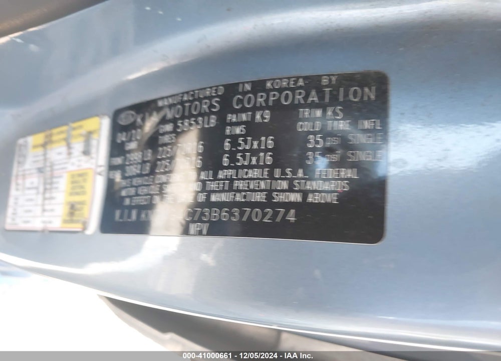 2011 KIA SEDONA LX VIN: KNDMG4C73B6370274