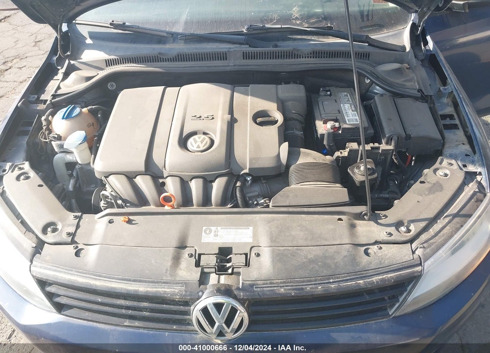 2011 VOLKSWAGEN JETTA 2.5L SE VIN: 3VWDZ7AJ2BM015314