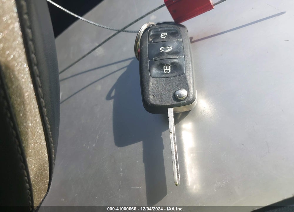 2011 VOLKSWAGEN JETTA 2.5L SE VIN: 3VWDZ7AJ2BM015314