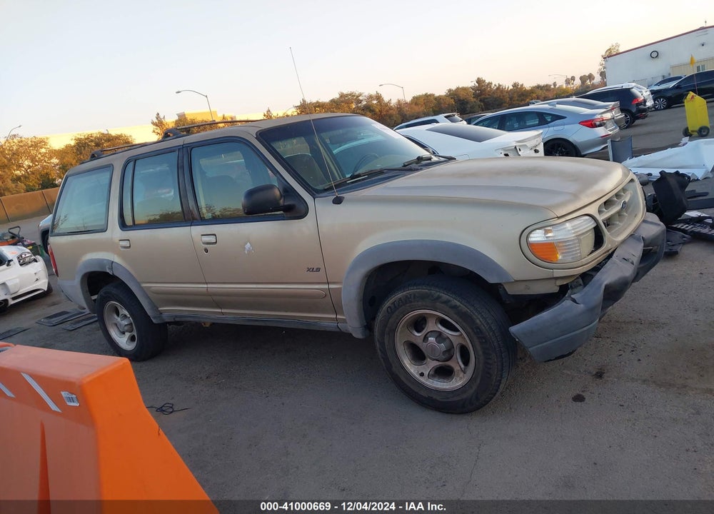 2001 FORD EXPLORER XLS VIN: 1FMDU62EX1ZA13347