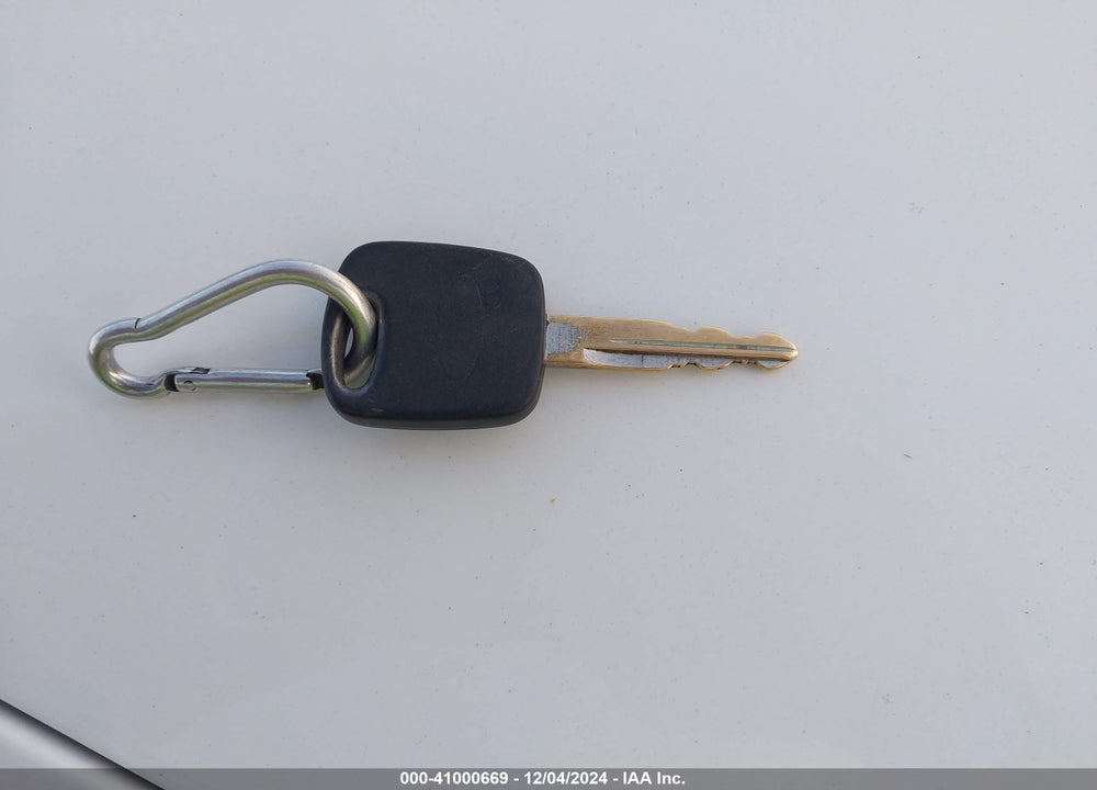 2001 FORD EXPLORER XLS VIN: 1FMDU62EX1ZA13347